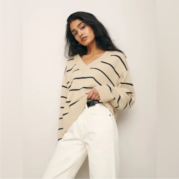 Reformation Sweaters - Reformation sienna cotton sweater